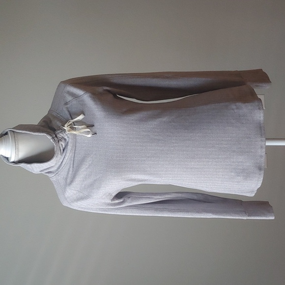 Kyodan | Gray Longsleeved Drawstring Turtleneck Pullover Shirt - Picture 6 of 14